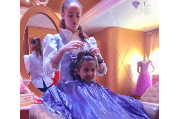 Princess makeover at Bibbidi Bobbidi boutique